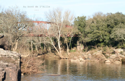 Promenade au pont de l'Aille