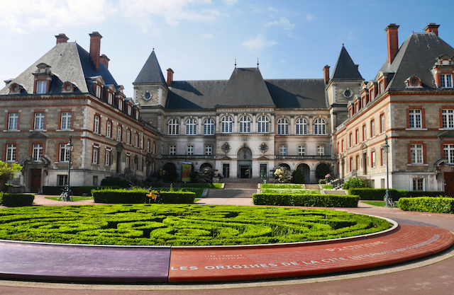 Trottiner en famille à Paris cité universitaire internationale