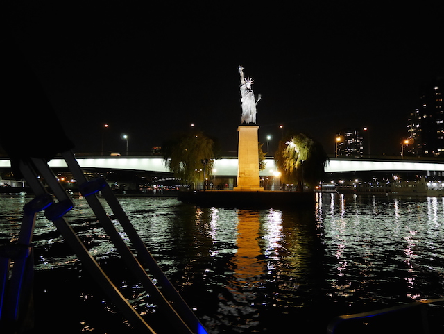 Paris en bateau